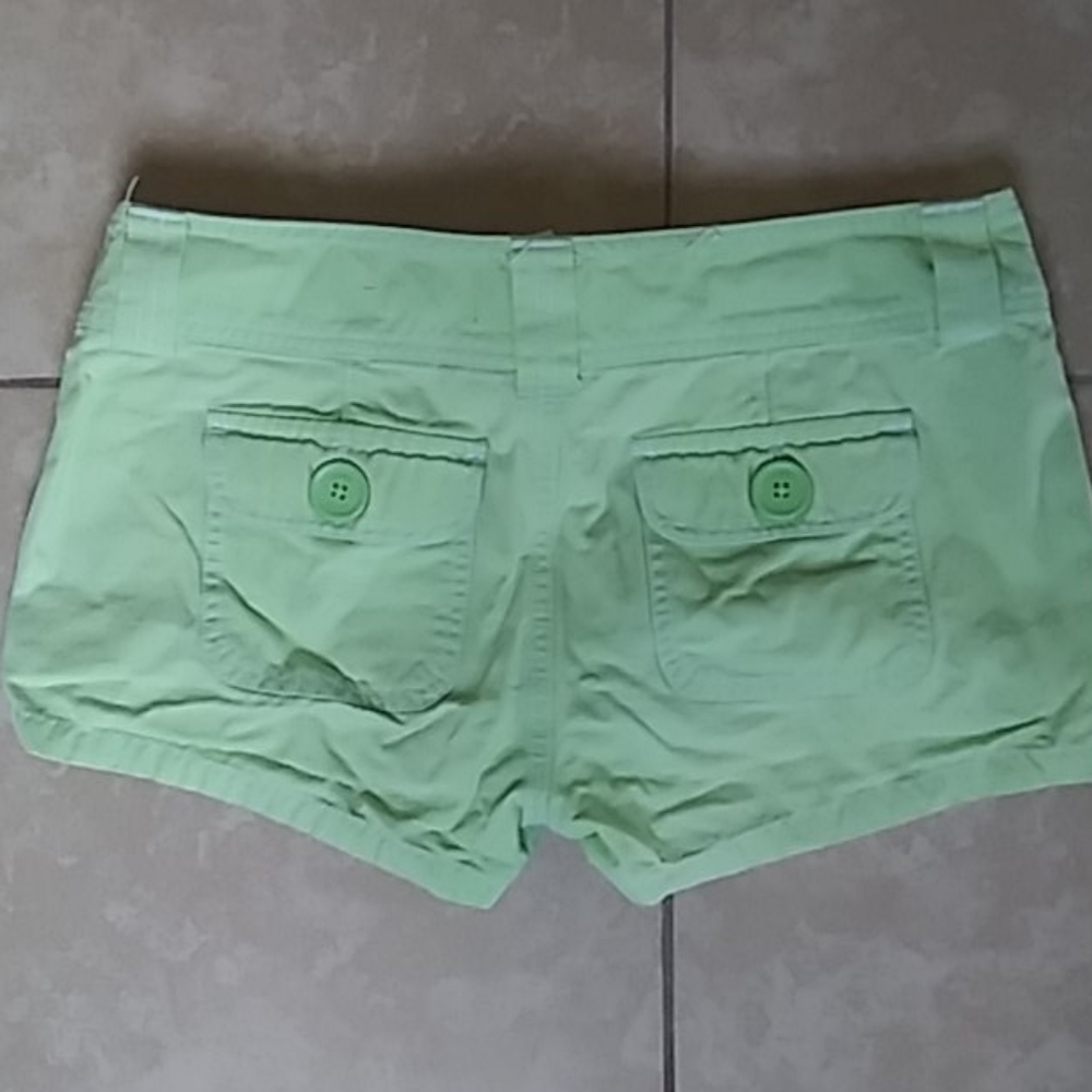 Denim shorts - Picture 2 of 2